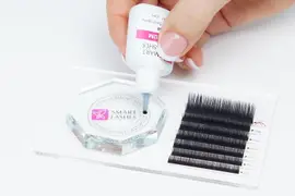 Užitočná plastová paletka | Smart Lashes